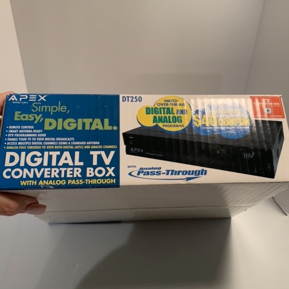 Apex Digital TV Converter Box DT250A Analog Pass Through w/ Remote SEALED New - Picture 5 of 5